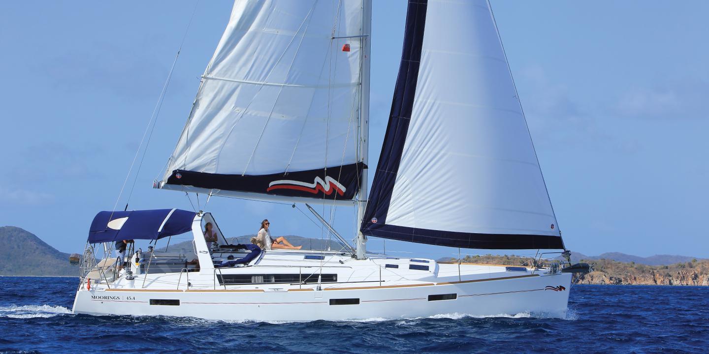 Moorings 45.4 Club Class Monohull in Corfu