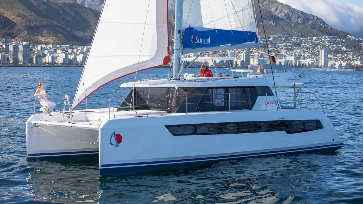 Sunsail 424 Premier Catamaran in St. Martin