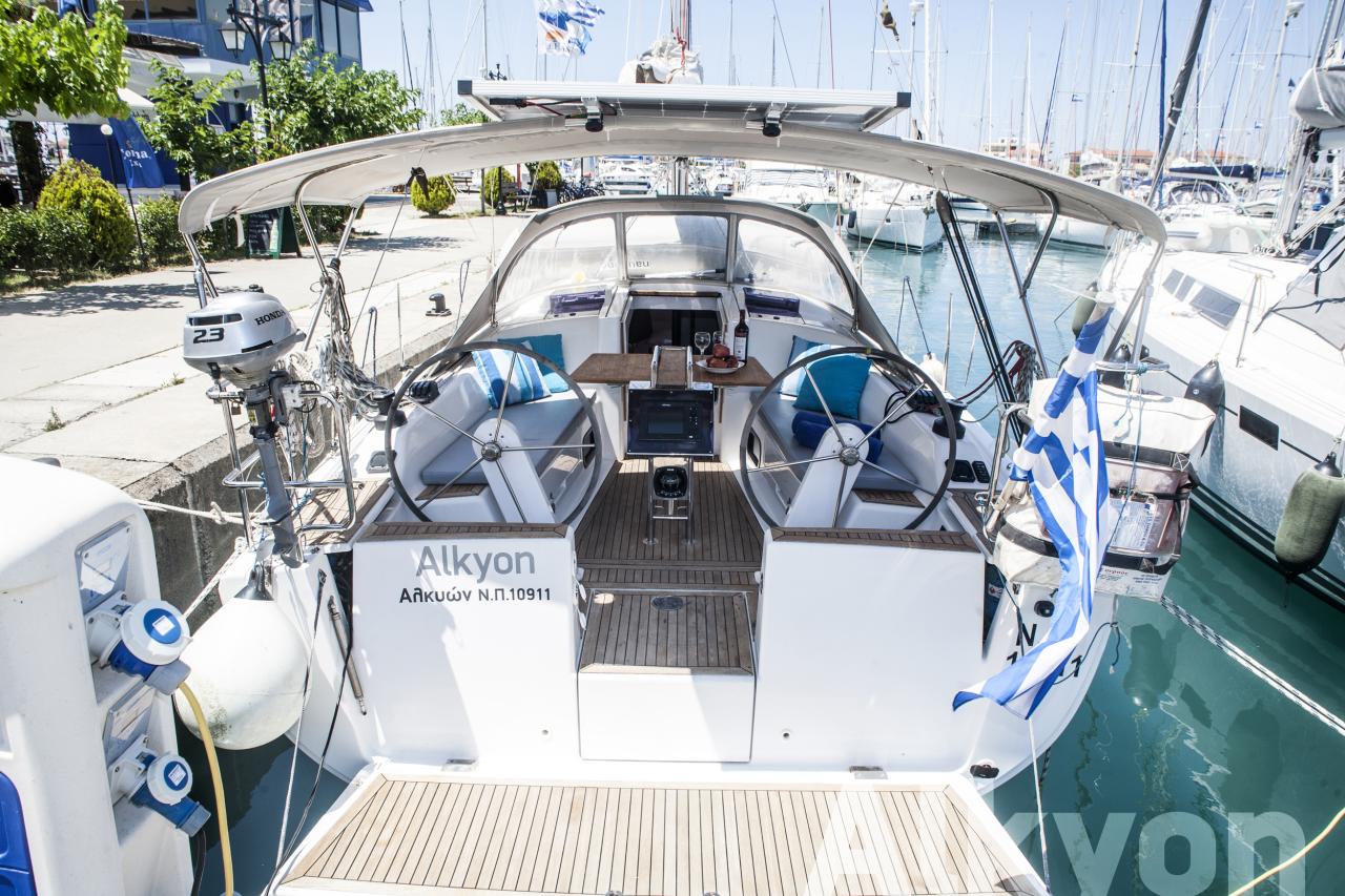 Istion Yachting Hanse 345 Alkion Sailing Yacht in Lefkas