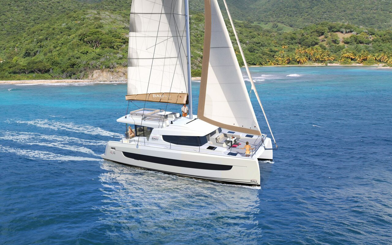 Bali 4.4 Catamaran Stellar in the BVI